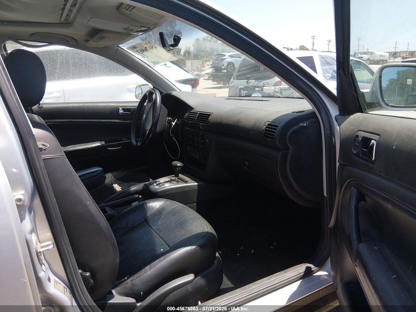 1999 VOLKSWAGEN PASSAT auction photo 5