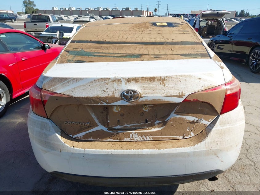 2019 Toyota Corolla Le VIN: 2T1BURHE1KC233296 Lot: 45676903