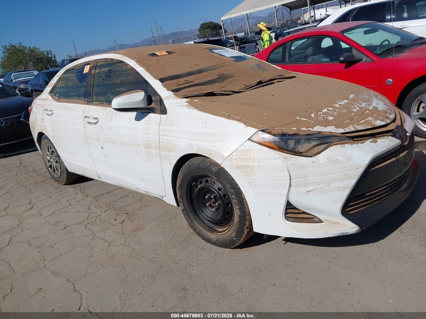 2019 Toyota Corolla Le VIN: 2T1BURHE1KC233296 Lot: 45676903