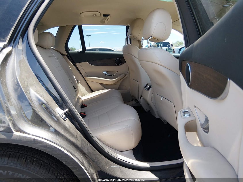 2020 Mercedes-Benz Glc 300 VIN: W1N0G8DB2LF765596 Lot: 45676911