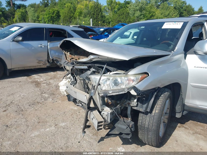 2011 Toyota Highlander Limited V6 VIN: 5TDDK3EH0BS079620 Lot: 45676913