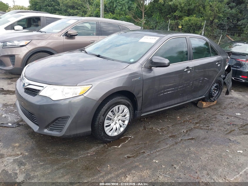 2014 Toyota Camry, Left Side, IAAI, VIN 4T1BD1FK5EU120447 — photo 2