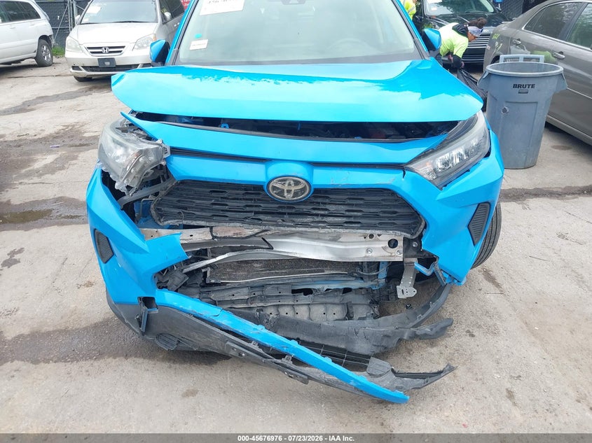 2019 TOYOTA RAV4 auction photo 6