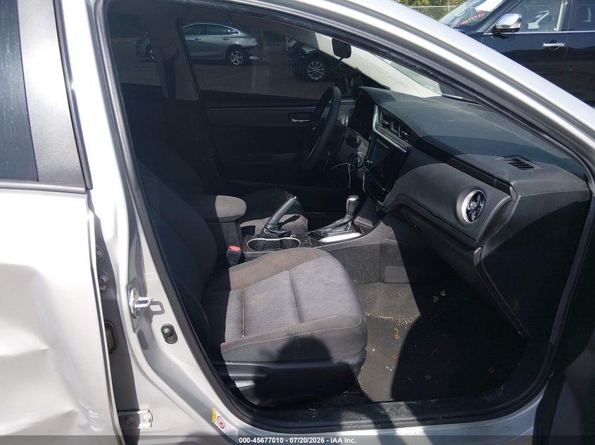 2019 Toyota Corolla Le VIN: 5YFBURHE4KP885006 Lot: 45677010