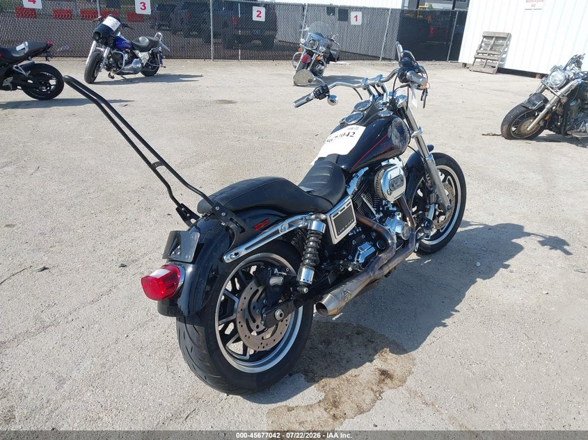 HARLEY-DAVIDSON FXDL 2017