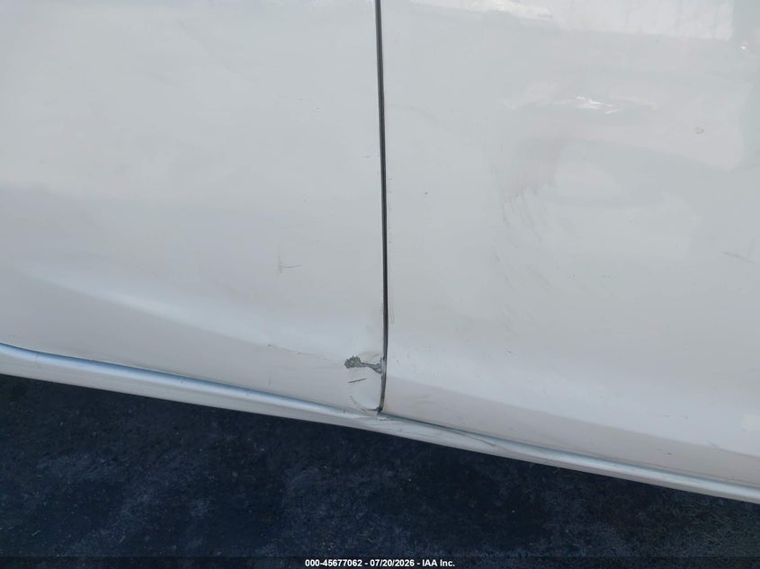 2017 FORD FIESTA auction photo 6