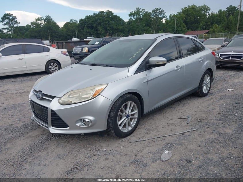 Vin: 1fadp3f29fl375812, lot: 46175698, ford focus se 20152