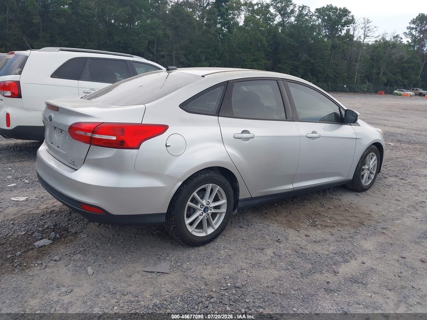 Vin: 1fadp3f29fl375812, lot: 46175698, ford focus se 20154