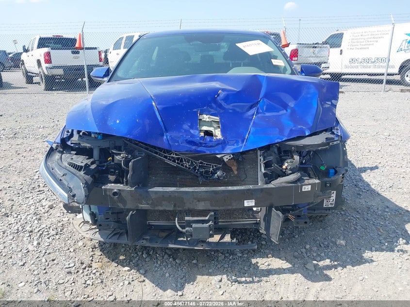 2024 HYUNDAI ELANTRA auction photo 6