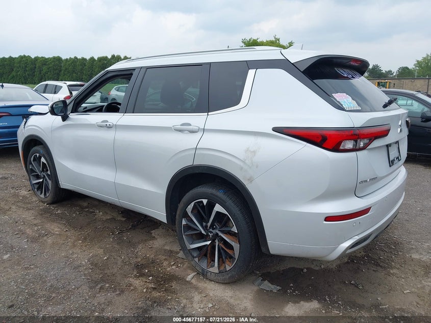 2022 Mitsubishi Outlander Sel 2.5 S-Awc/Sel Launch Edition S-Awc/Sel Special Edition S-Awc VIN: JA4J4VA87NZ015621 Lot: 45677157