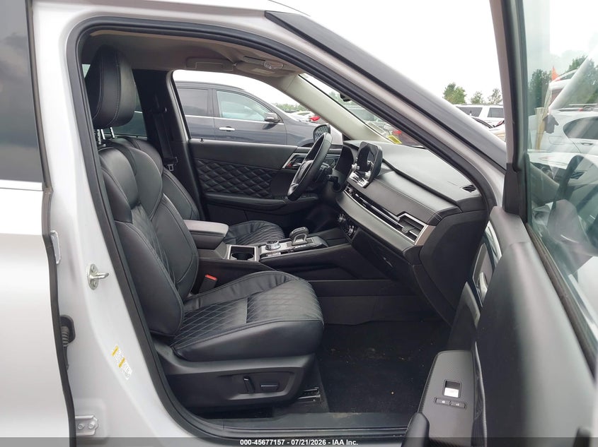 2022 Mitsubishi Outlander Sel 2.5 S-Awc/Sel Launch Edition S-Awc/Sel Special Edition S-Awc VIN: JA4J4VA87NZ015621 Lot: 45677157
