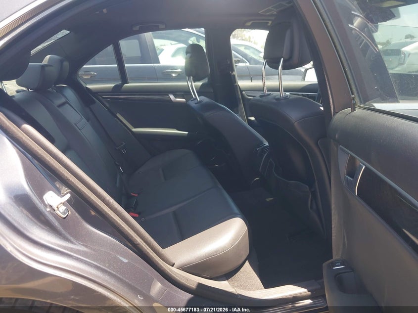 2013 Mercedes-Benz C 250 Sport VIN: WDDGF4HB5DA846284 Lot: 45677183