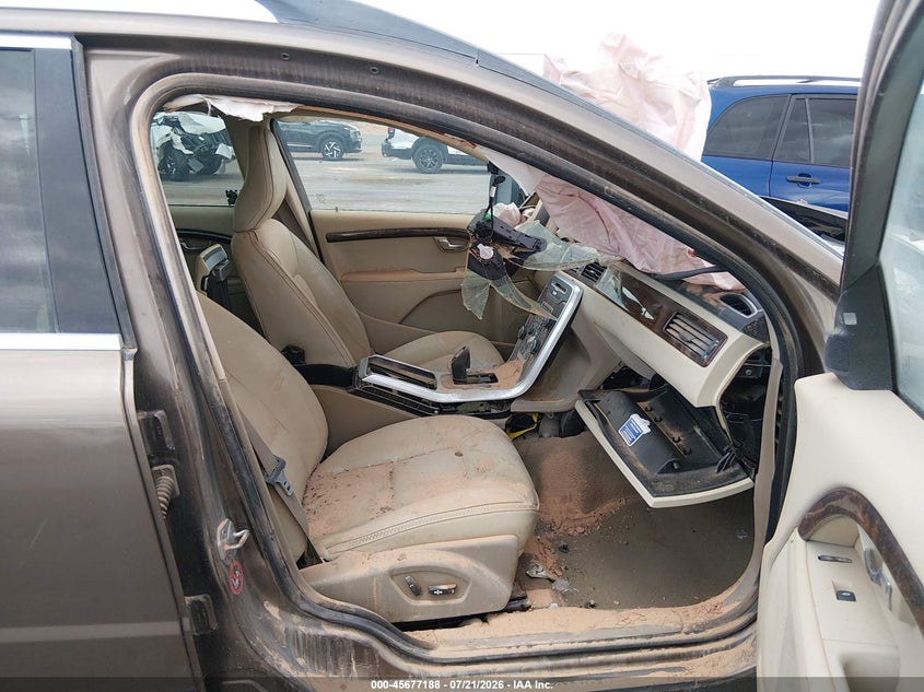 2015 VOLVO XC70 auction photo 5