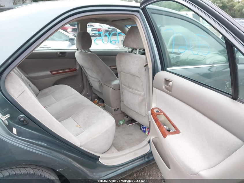 2004 TOYOTA CAMRY auction photo 8