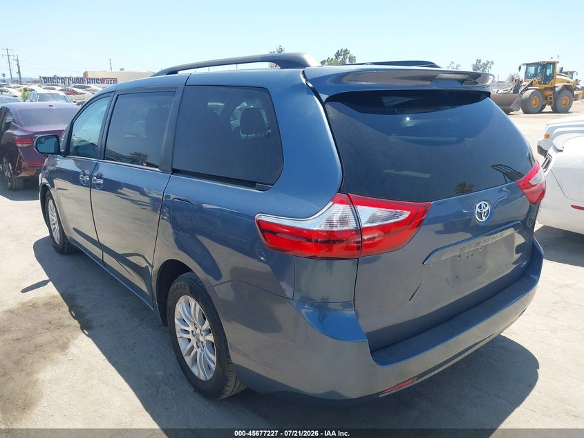 2016 Toyota Sienna Xle 8 Passenger VIN: 5TDYK3DCXGS717807 Lot: 45677227