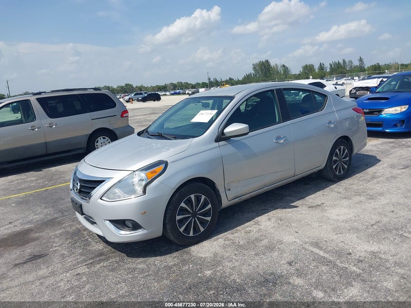 2019 Nissan Versa, Left Side, IAAI, VIN 3N1CN7AP2KL850854 — photo 2
