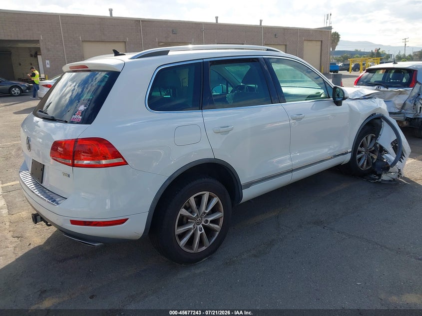 2013 Volkswagen Touareg Tdi Sport VIN: WVGEP9BP2DD013441 Lot: 45677243