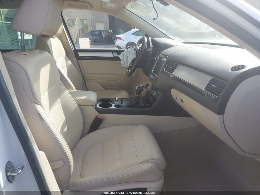 2013 Volkswagen Touareg Tdi Sport VIN: WVGEP9BP2DD013441 Lot: 45677243