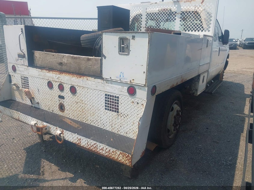 2011 FORD F-250 auction photo 4