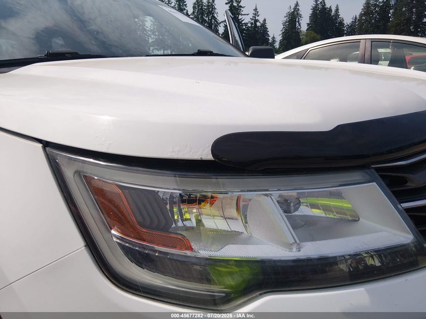 2016 FORD EXPLORER auction photo 6