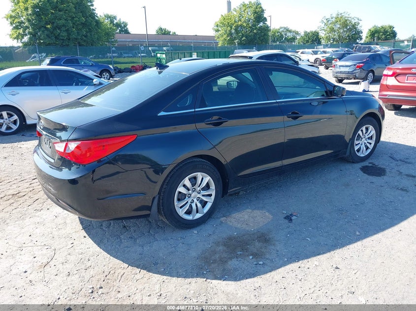 2011 HYUNDAI SONATA auction photo 4