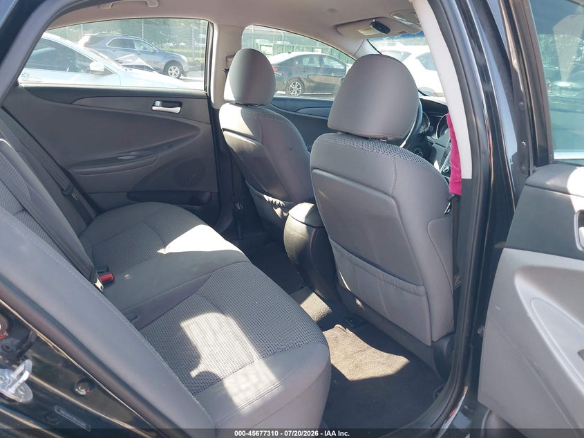 2011 HYUNDAI SONATA auction photo 8