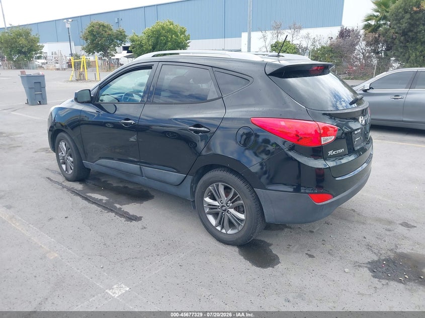 2015 HYUNDAI TUCSON auction photo 3