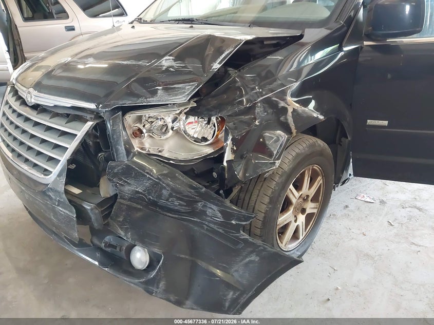 2008 Chrysler Town & Country Touring VIN: 2A8HR54P18R826993 Lot: 45677336