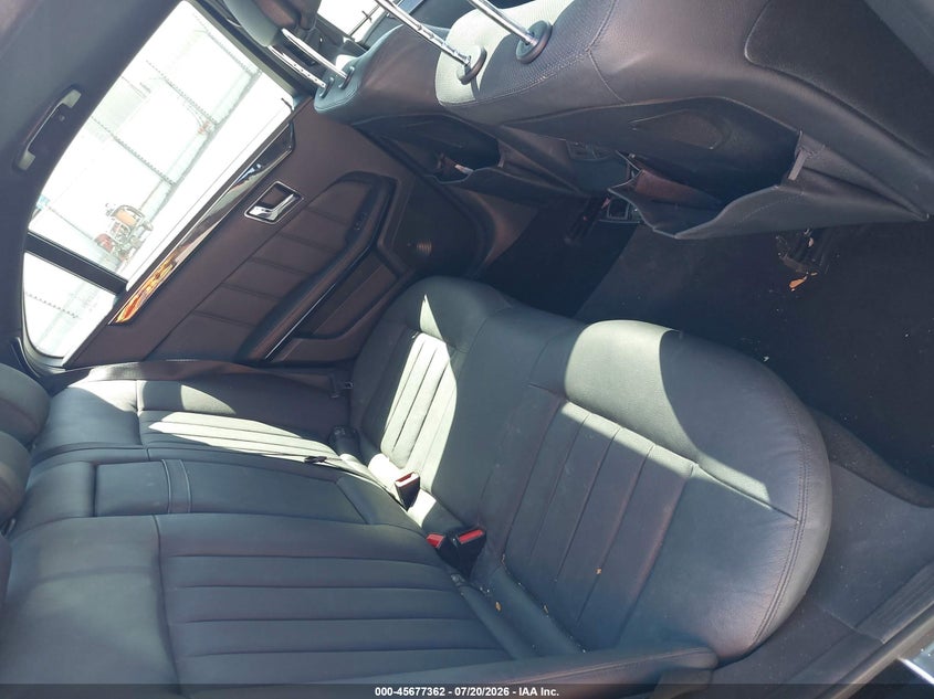 2010 Mercedes-Benz E 550 VIN: WDDHF7CB3AA203568 Lot: 45677362