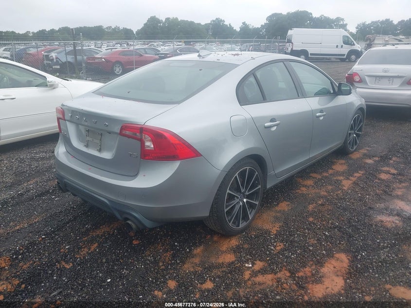 2017 VOLVO S60 auction photo 4