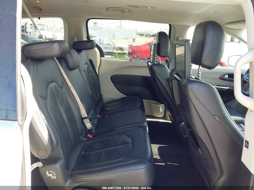 2017 Chrysler Pacifica Touring-L Plus VIN: 2C4RC1EG1HR512166 Lot: 45677388