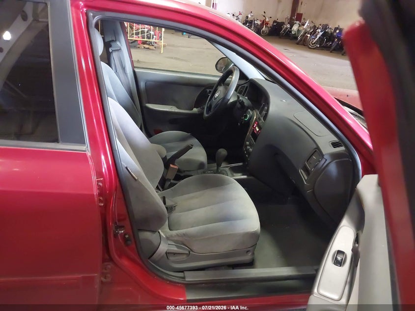 2005 Hyundai Elantra Gls/Gt VIN: KMHDN46D25U018564 Lot: 45677393