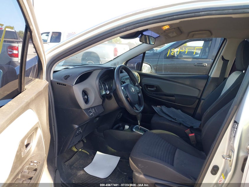 2018 TOYOTA YARIS auction photo 5