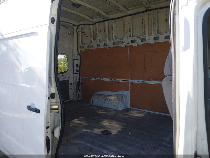 2014 NISSAN NV CARGO NV2500 HD auction photo 8
