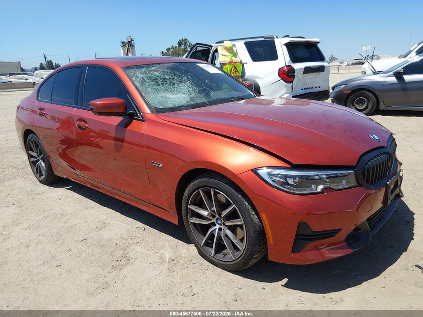 2022 BMW 330 E