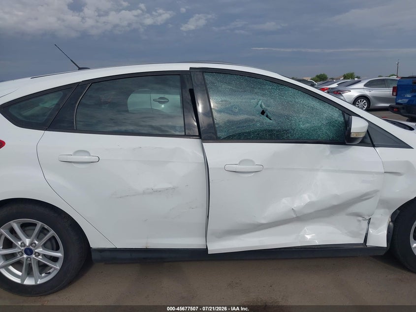 2015 Ford Focus Se VIN: 1FADP3K26FL316111 Lot: 45677507