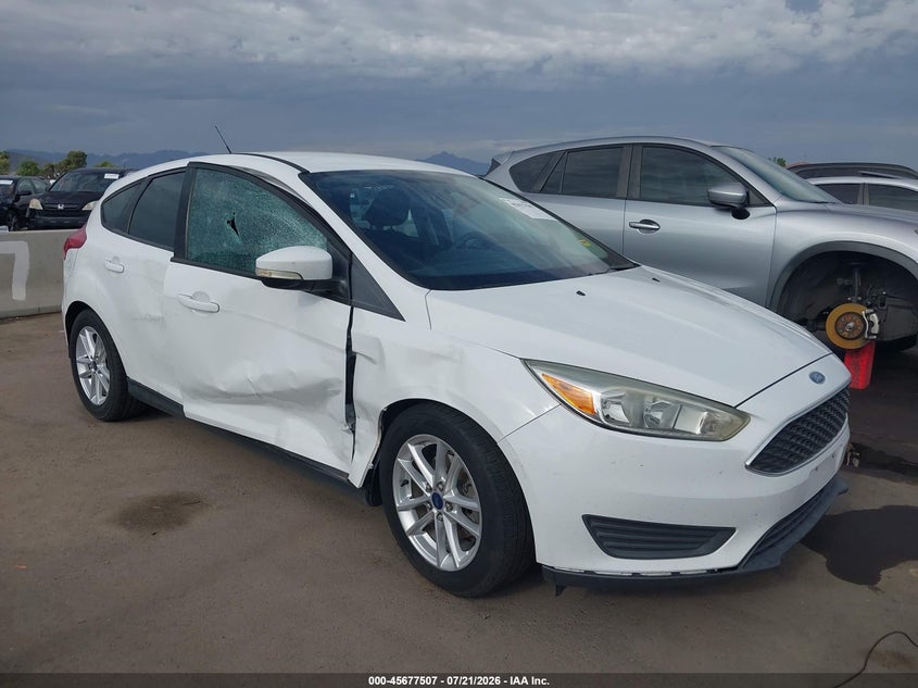 2015 Ford Focus Se VIN: 1FADP3K26FL316111 Lot: 45677507