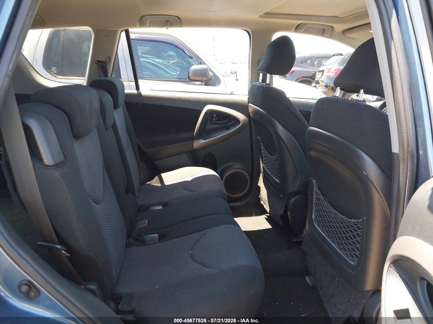 2007 TOYOTA RAV4 auction photo 8