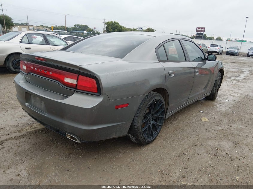 Vin: 2b3cl3cg4bh607775, lot: 46176147, dodge charger 20114