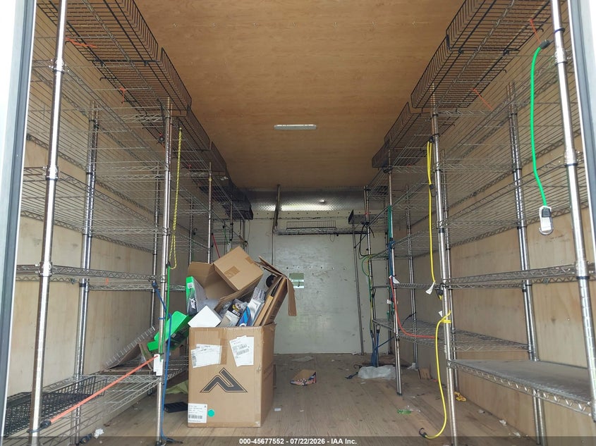 2019 CHEVROLET EXPRESS CUTAWAY 4500 auction photo 6