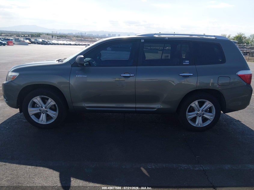 2010 Toyota Highlander Limited V6 VIN: 5TDDK3EH2AS021801 Lot: 45677586