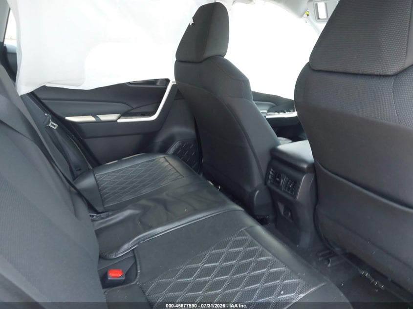 2025 TOYOTA RAV4 auction photo 8