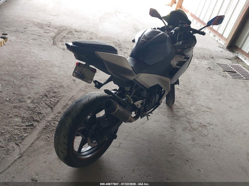2023 KAWASAKI EX400 auction photo 4