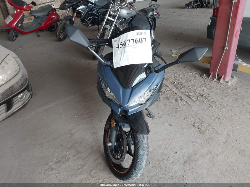 2023 KAWASAKI EX400 auction photo 5