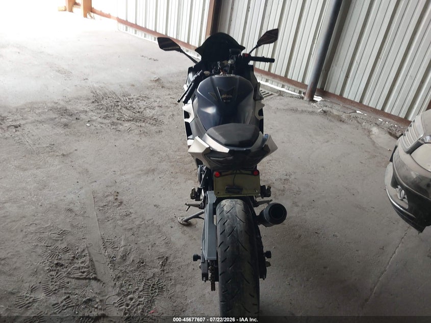 2023 KAWASAKI EX400 auction photo 6