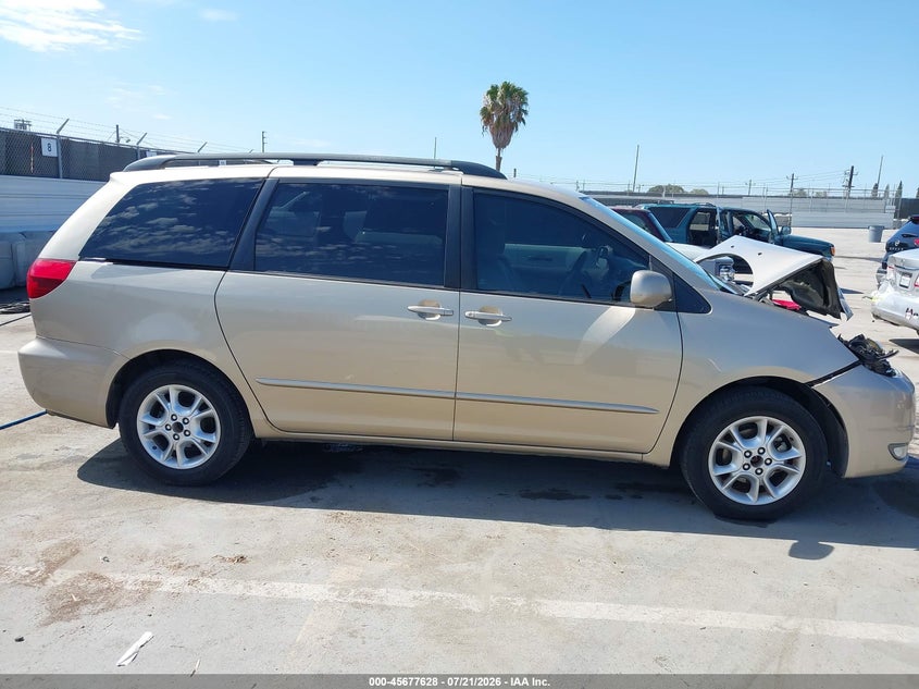 2004 Toyota Sienna Xle VIN: 5TDZA22C74S130206 Lot: 45677628