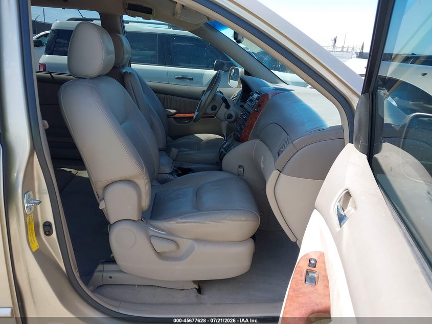 2004 Toyota Sienna Xle VIN: 5TDZA22C74S130206 Lot: 45677628