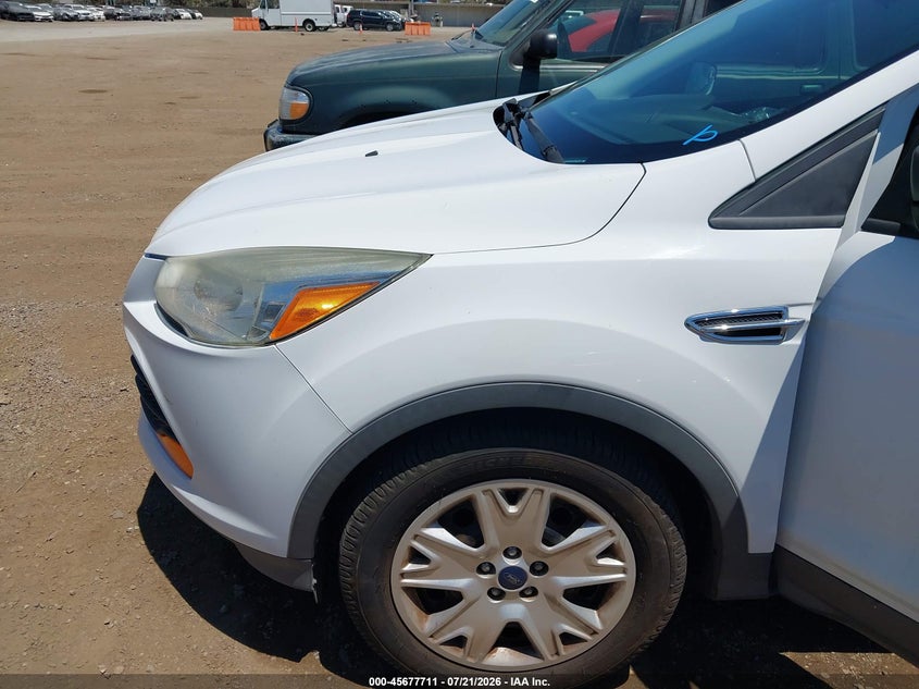 2015 FORD ESCAPE auction photo 6