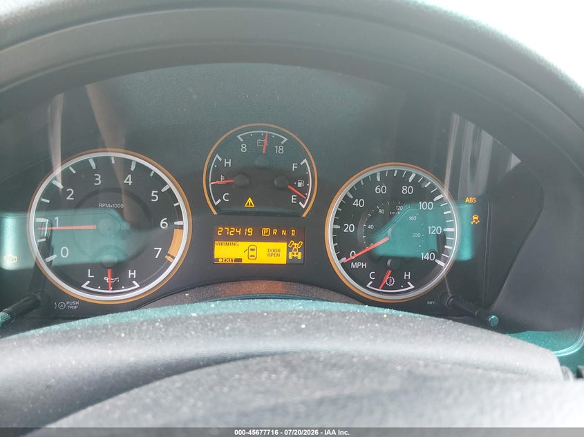 2013 NISSAN ARMADA auction photo 7