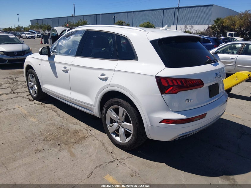 Vin: wa1anafy1j2006446, lot: 46176390, audi q5 2.0t premium/2.0t tech premium 20183
